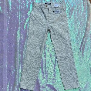 EXPRESS Zebra Print Super High Rise Slim Ankle Cut Stretch Jeans NWT